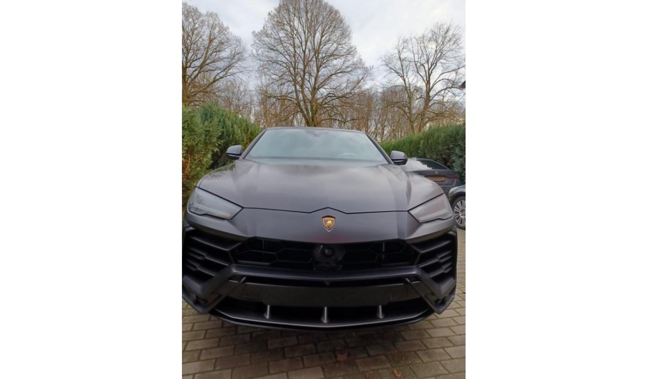 Lamborghini Urus 2021