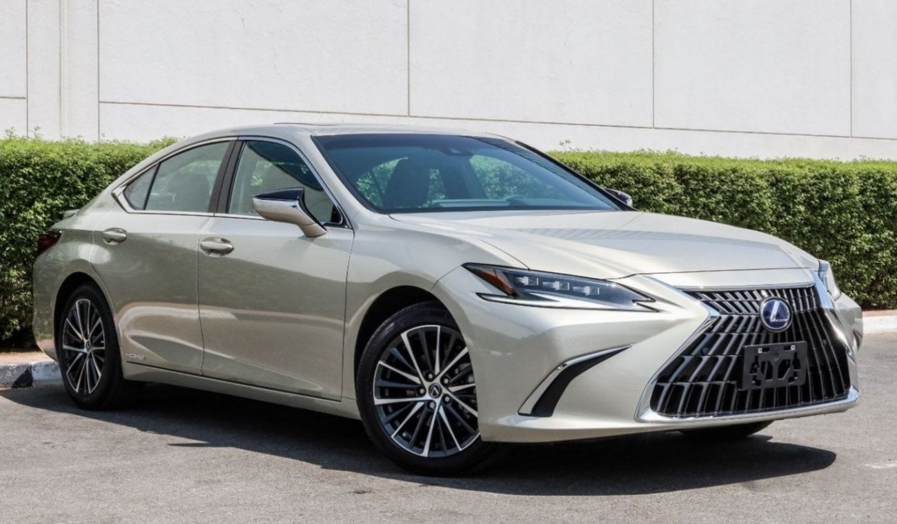 Lexus ES 300 2023 – Дубай авто