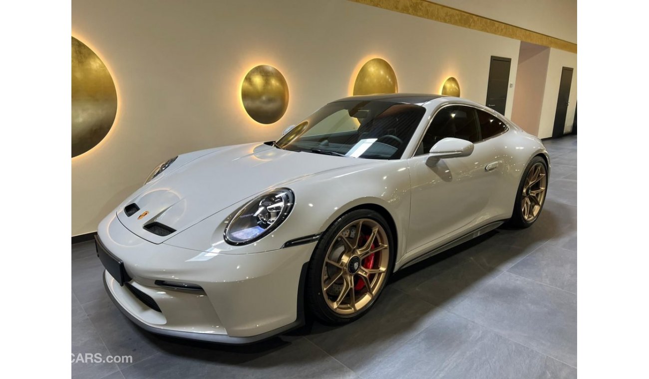 Porsche 911 GT3 2023 – Дубай авто