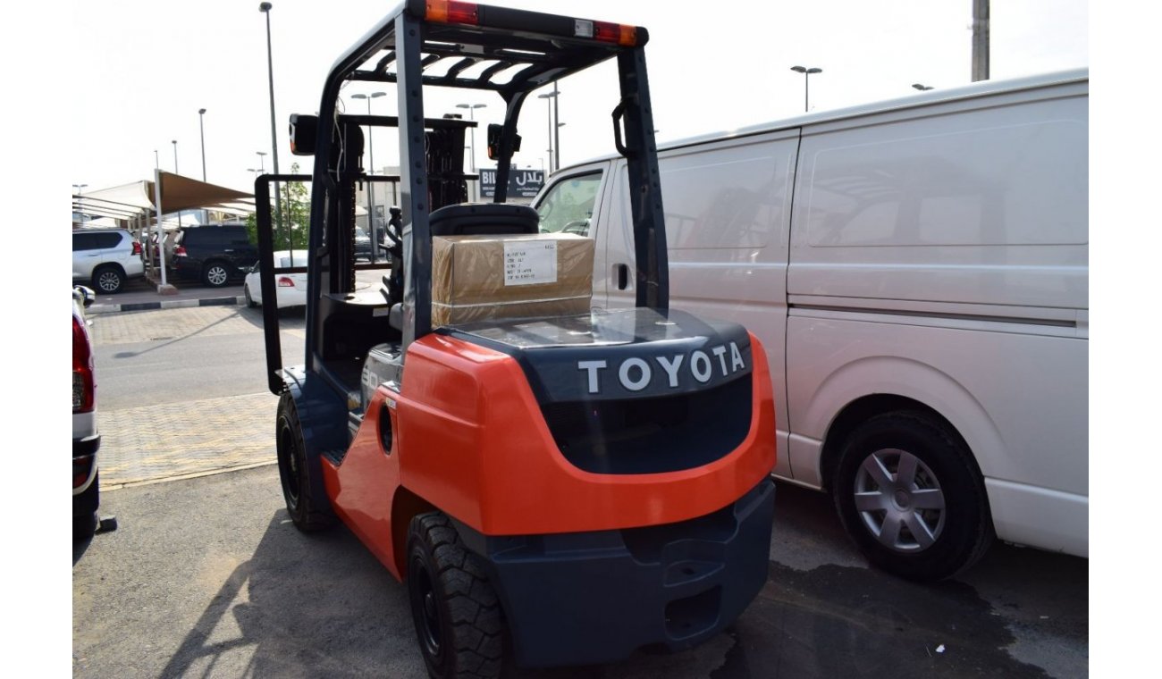 Toyota Fork lift 2022