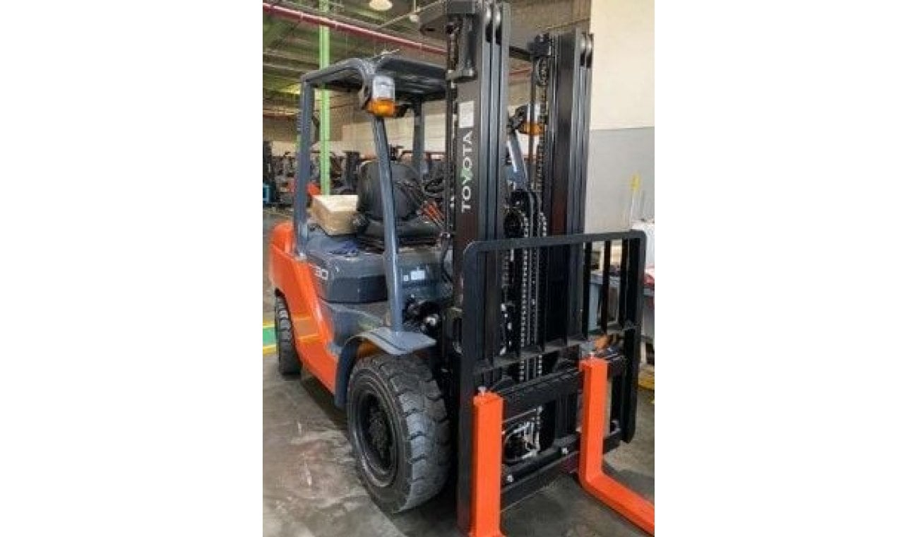 Toyota Fork lift 2022